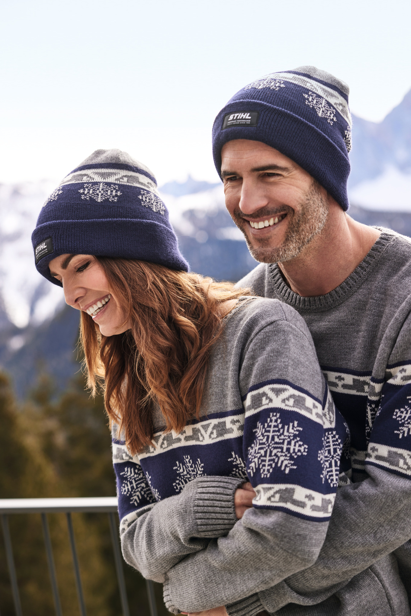 Sweter WINTER SEASON 23